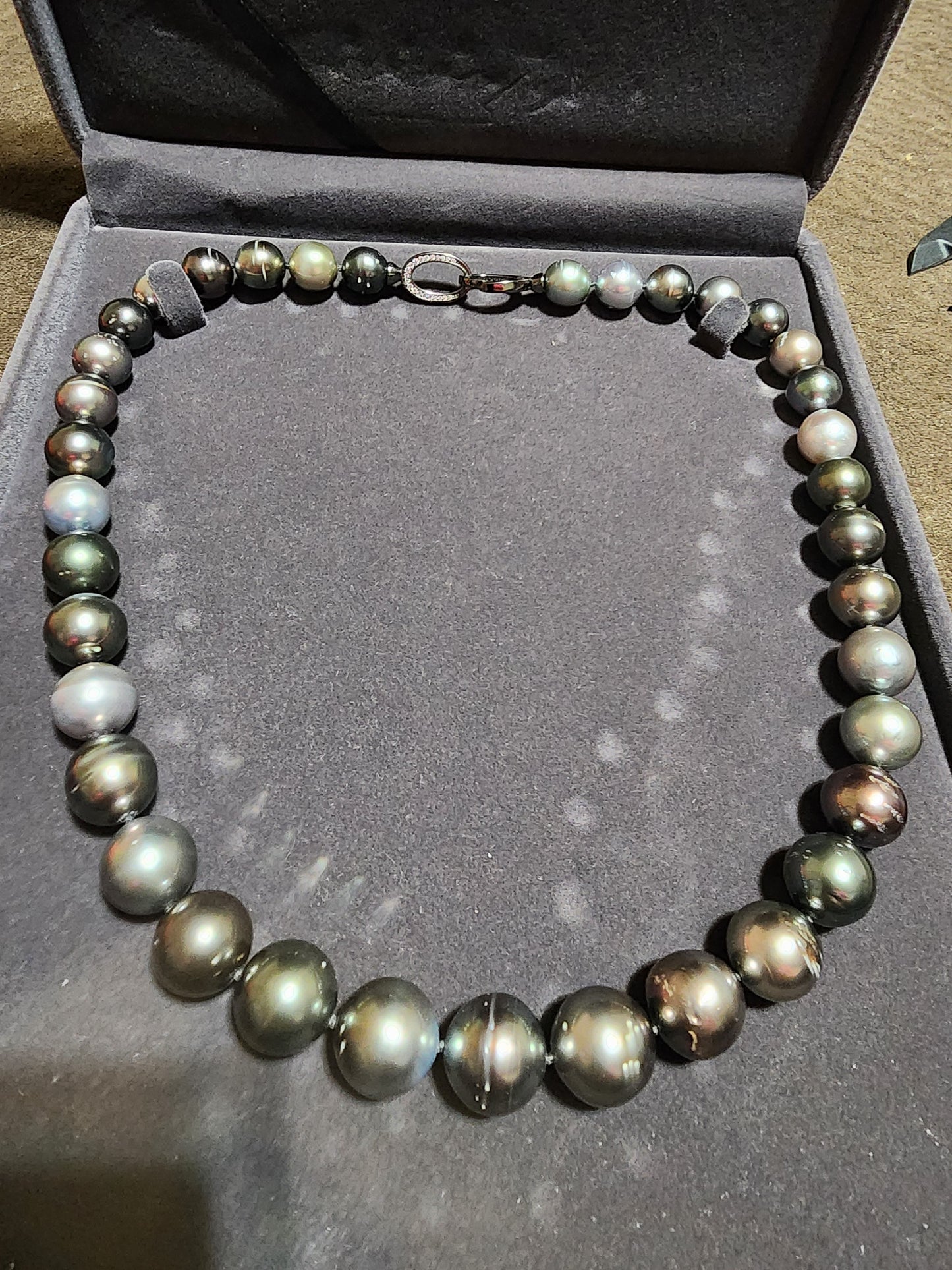 Tahitian Full Strand Necklace
