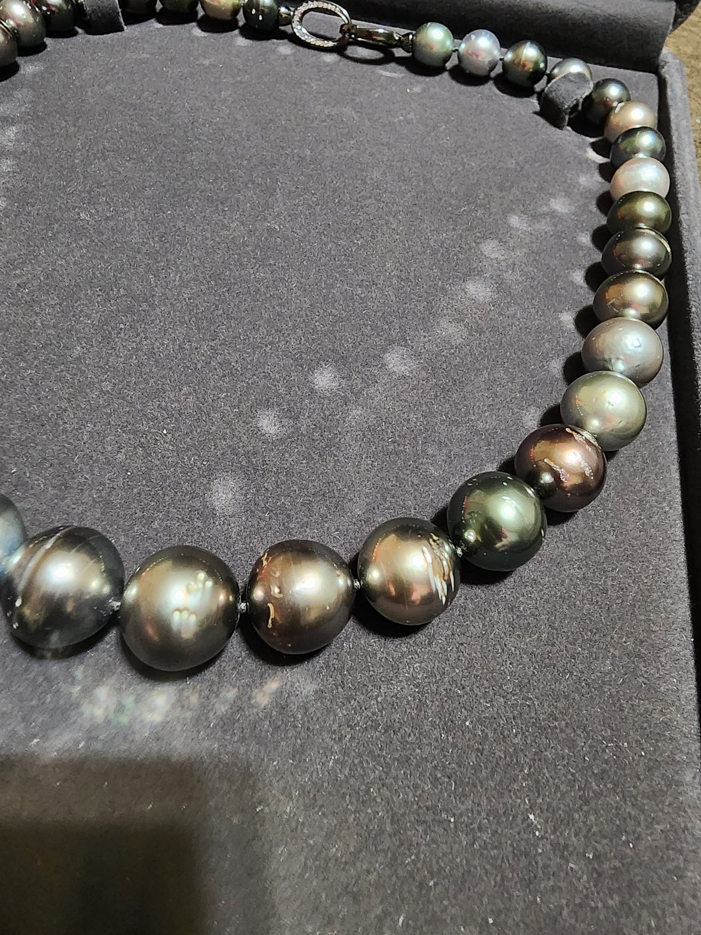 Tahitian Full Strand Necklace