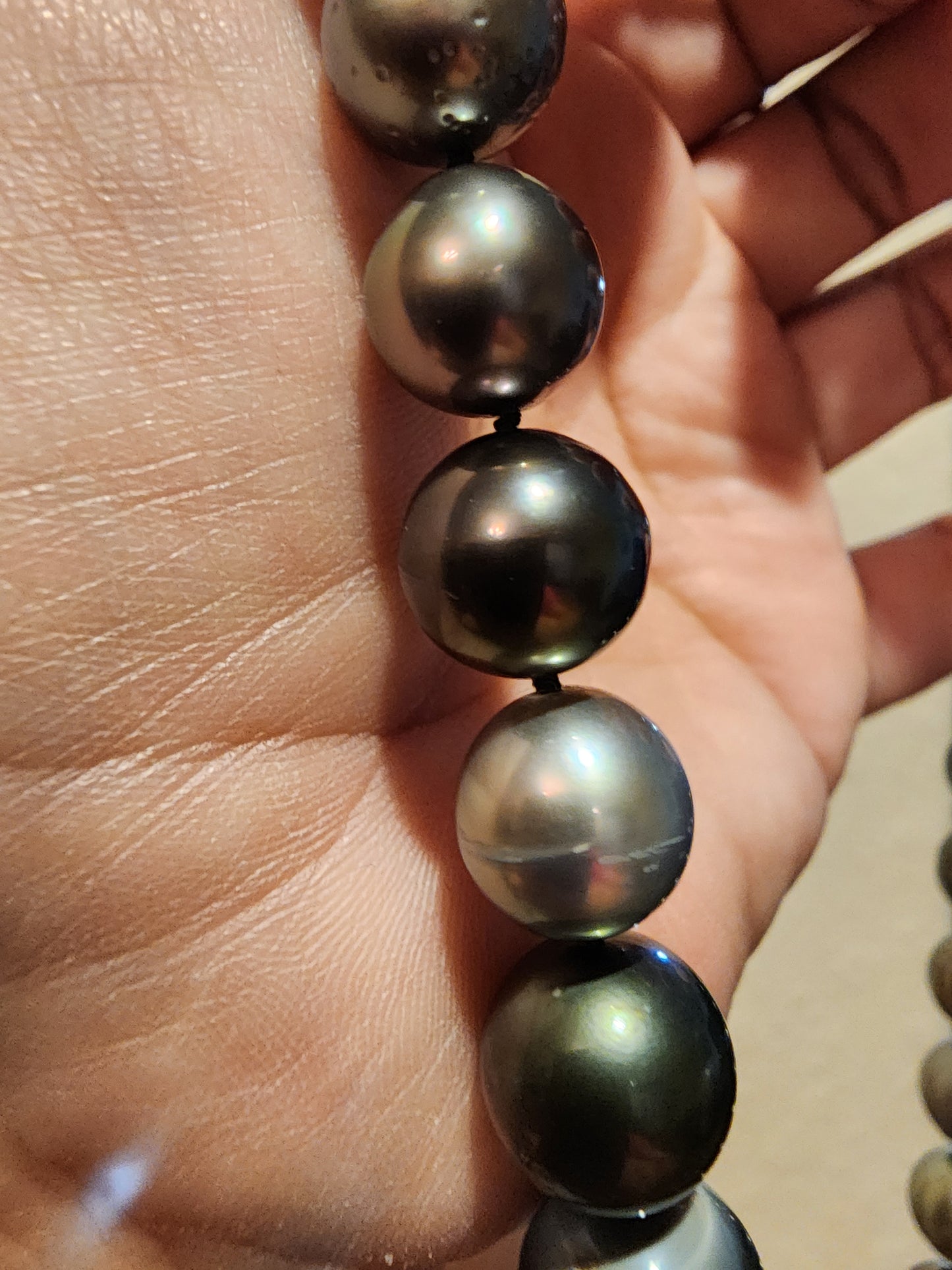 Tahitian Full Strand Necklace