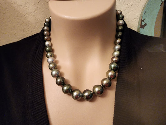 Tahitian Full Strand Necklace